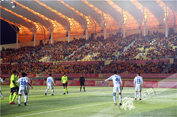 实时比分直播-德罗巴重返赛场，败北首场状态出色，阿森纳观众沸腾！-实时比分直播