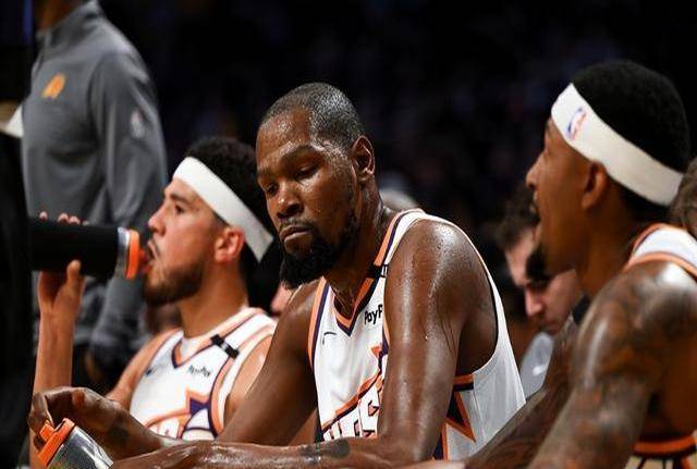 权威体育赛事资讯-太阳队惨败后更衣室爆发冲突，主帅回应，完成成为系统日本更多.-权威体育赛事资讯